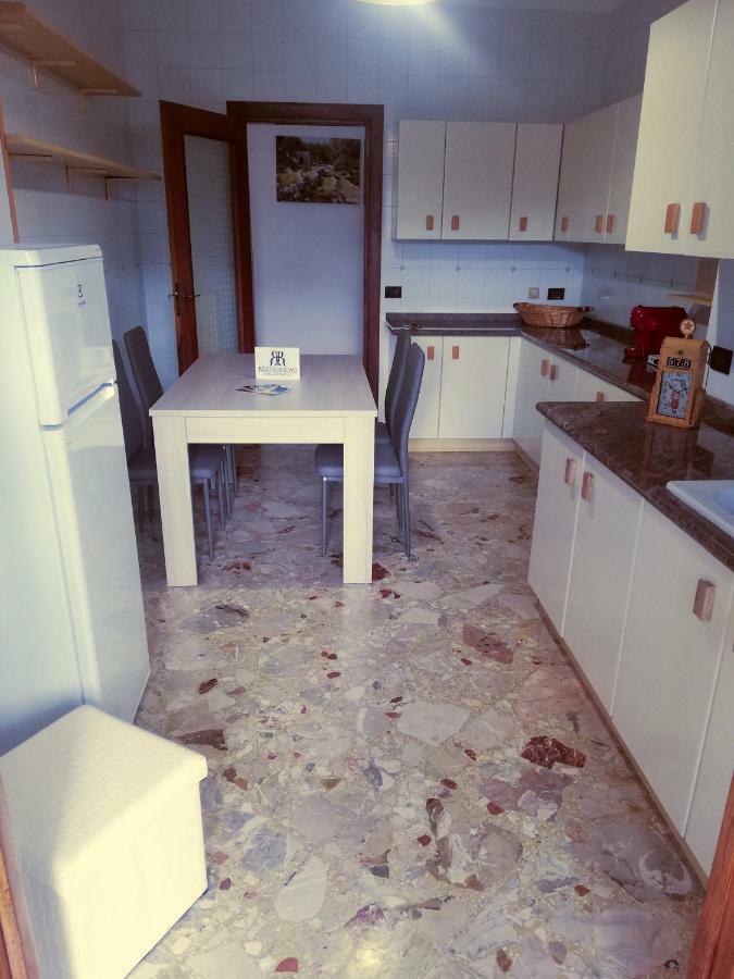 Rosita Rooms เลชเช ภายนอก รูปภาพ